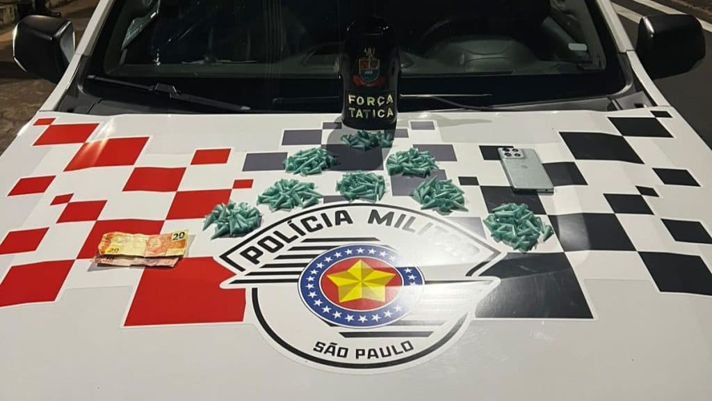 Adolescente é apreendido por tráfico de drogas